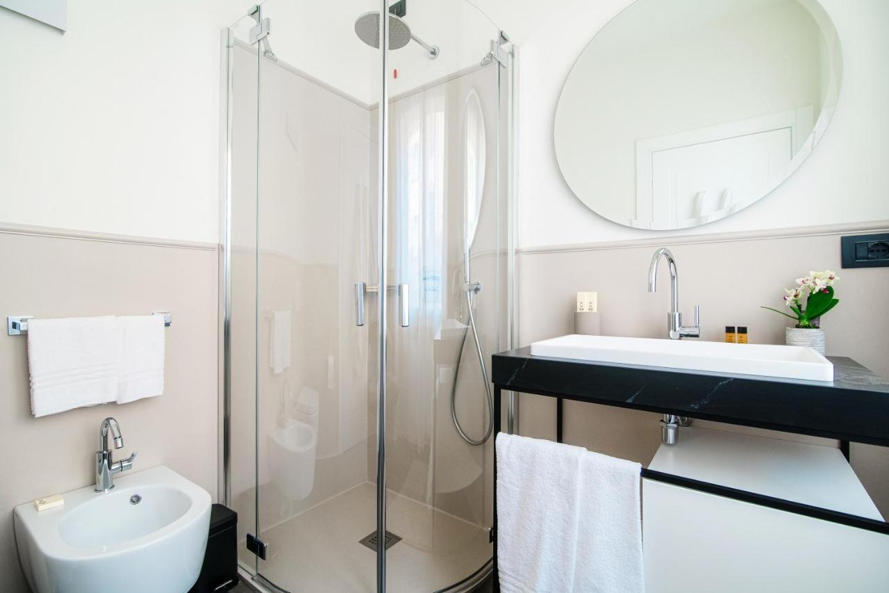 In Centro Luxury Rooms Como Zewnętrze zdjęcie