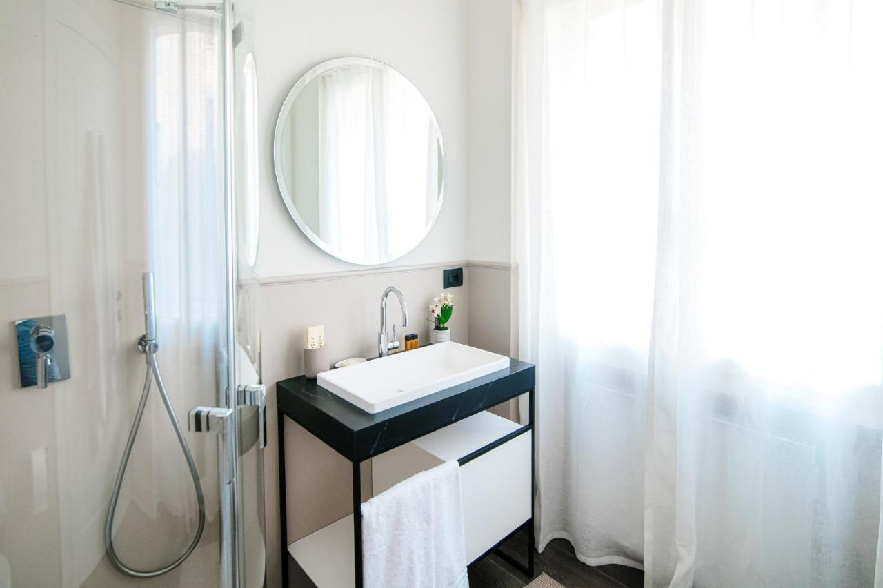 In Centro Luxury Rooms Como Zewnętrze zdjęcie