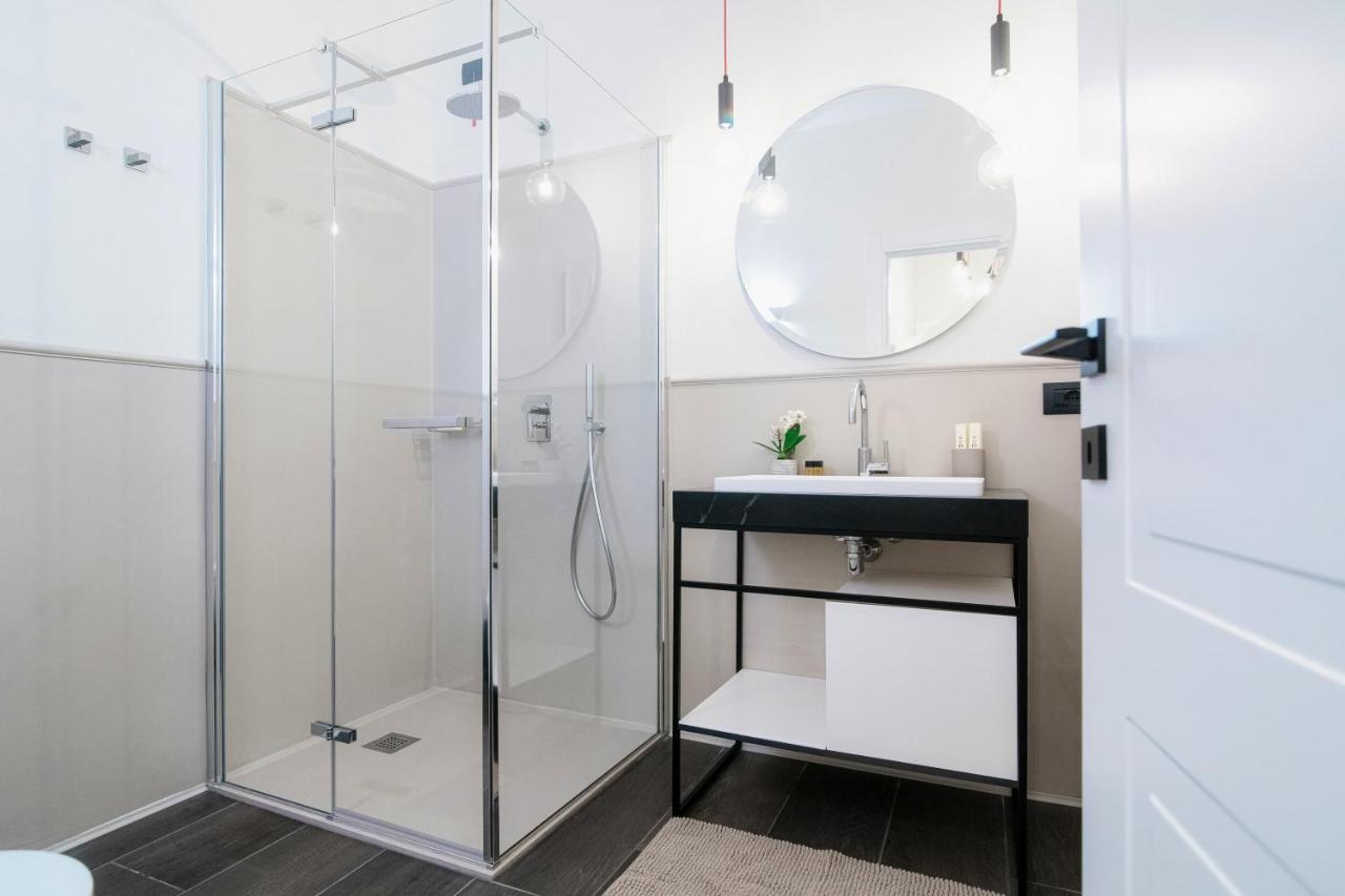 In Centro Luxury Rooms Como Zewnętrze zdjęcie
